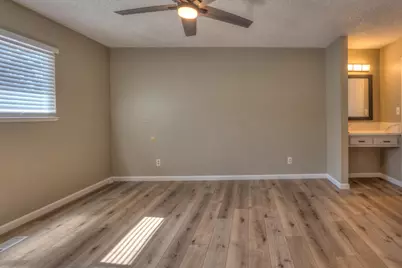2300 E Hawkeye Avenue, Turlock, CA 95380 - Photo 19
