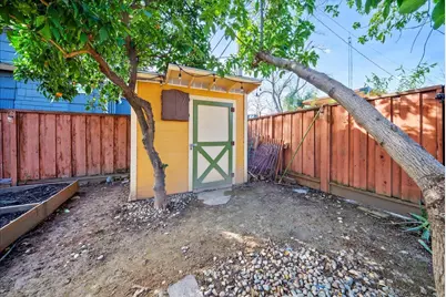 2500 41st Street, Sacramento, CA 95817 - Photo 33