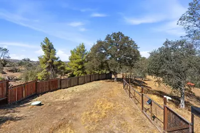39874 Lilley Mountain Drive, Coarsegold, CA 93614 - Photo 45