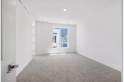 1804 Loft Walk, Sacramento, CA 95816 - Photo 45