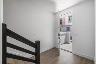 1804 Loft Walk, Sacramento, CA 95816 - Photo 11