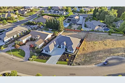 10221 Savannah Court, Oakdale, CA 95361 - Photo 47