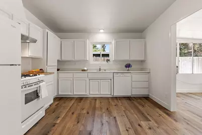 5633 Kenneth Avenue, Carmichael, CA 95608 - Photo 7
