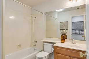 4102 Windsor Point Pl, El Dorado Hills, CA 95762 - Photo 21
