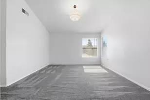 9274 Roxheim Ct, Sacramento, CA 95829 - Photo 19