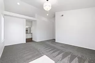 9274 Roxheim Ct, Sacramento, CA 95829 - Photo 15