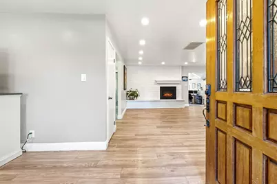 5108 Laurelview Avenue, Carmichael, CA 95608 - Photo 5