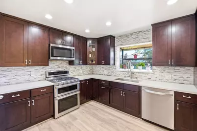 5108 Laurelview Avenue, Carmichael, CA 95608 - Photo 11