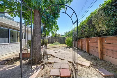 7424 Pimienta Drive, Citrus Heights, CA 95621 - Photo 31
