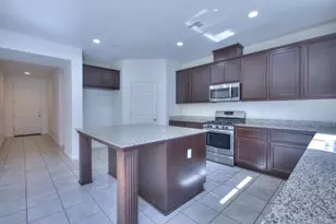 900 Barrington Ave, Newman, CA 95360 - Photo 15