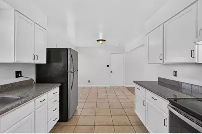2012 Harris Avenue, Sacramento, CA 95838 - Photo 9