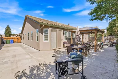 1014 Elk Hills Drive, Galt, CA 95632 - Photo 51