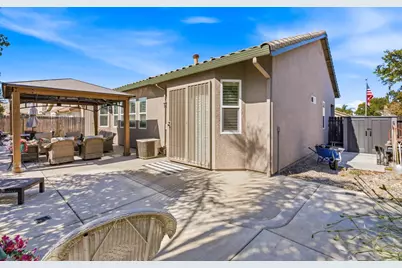 1014 Elk Hills Drive, Galt, CA 95632 - Photo 41