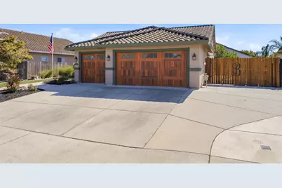 1014 Elk Hills Drive, Galt, CA 95632 - Photo 3