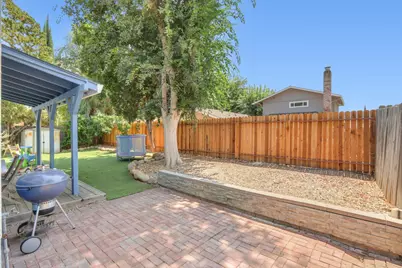 9328 Premier Way, Sacramento, CA 95826 - Photo 37