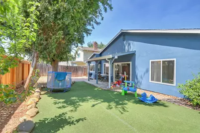 9328 Premier Way, Sacramento, CA 95826 - Photo 43