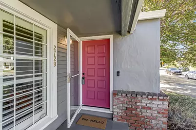 2729 Kroy Way, Sacramento, CA 95817 - Photo 3