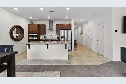 6178 Barris Court, Citrus Heights, CA 95610 - Photo 13