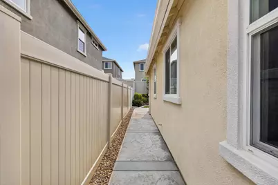 6178 Barris Court, Citrus Heights, CA 95610 - Photo 57