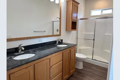 E Gettysburg Ave #147, Fresno, CA 93726 - Photo 9