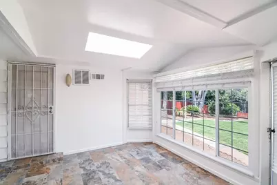 8031 Lorin Avenue, Sacramento, CA 95828 - Photo 39