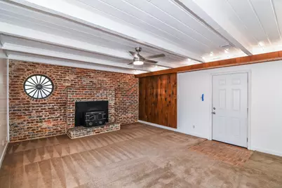 8031 Lorin Avenue, Sacramento, CA 95828 - Photo 25
