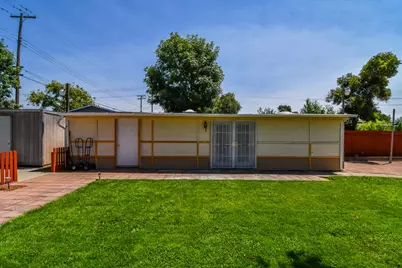 8031 Lorin Avenue, Sacramento, CA 95828 - Photo 53