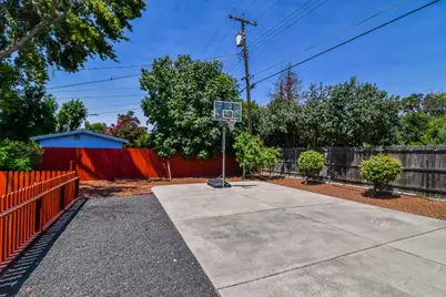 8031 Lorin Avenue, Sacramento, CA 95828 - Photo 49