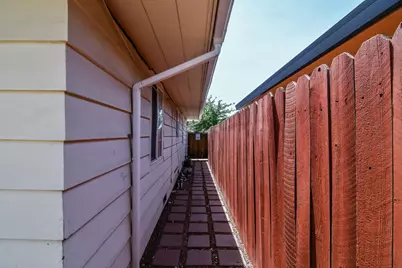 8031 Lorin Avenue, Sacramento, CA 95828 - Photo 63