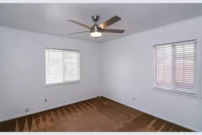 8031 Lorin Avenue, Sacramento, CA 95828 - Photo 33