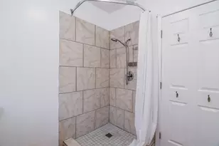 8031 Lorin Ave, Sacramento, CA 95828 - Photo 33