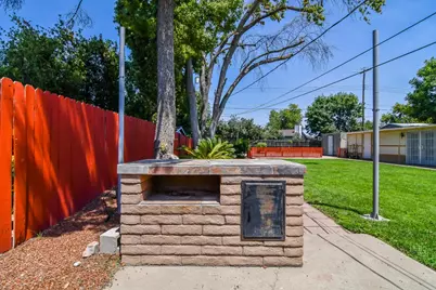 8031 Lorin Avenue, Sacramento, CA 95828 - Photo 45