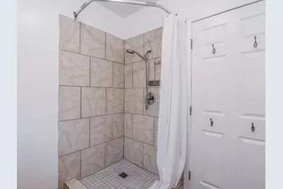 8031 Lorin Avenue, Sacramento, CA 95828 - Photo 37