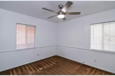 8031 Lorin Avenue, Sacramento, CA 95828 - Photo 27