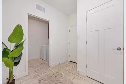 7547 Fusion Way, Sacramento, CA 95829 - Photo 17