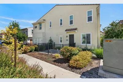 5301 E Commerce Way #52101, Sacramento, CA 95835 - Photo 1