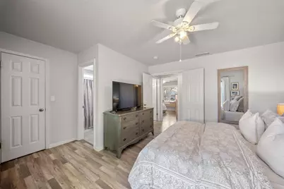 1913 Fox Glen Drive, Hughson, CA 95326 - Photo 25