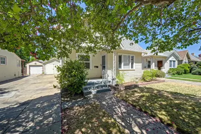 2124 35th Street, Sacramento, CA 95817 - Photo 3