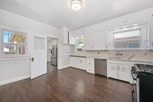 2124 35th St, Sacramento, CA 95817 - Photo 21