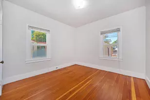 2124 35th St, Sacramento, CA 95817 - Photo 13