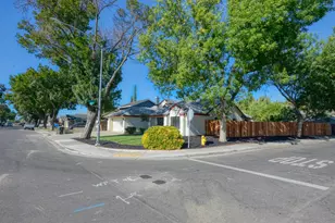 536 Clover Ave, Patterson, CA 95363 - Photo 3