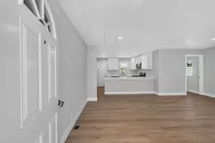 Hazelnut Ln, Sacramento, CA 95828 - Photo 13