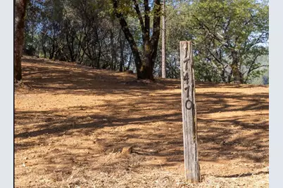 17470 Winding Oaks Road, Grass Valley, CA 95949 - Photo 13