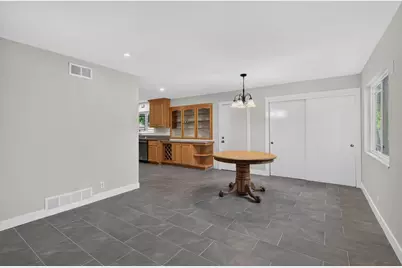 1164 Derick Way, Sacramento, CA 95822 - Photo 9