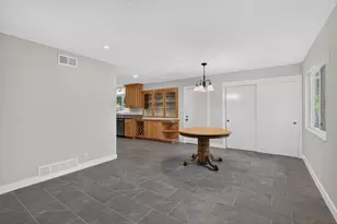 1164 Derick Way, Sacramento, CA 95822 - Photo 9