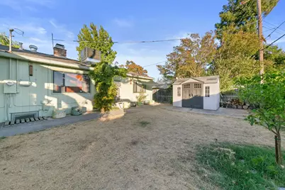 4949 H Parkway, Sacramento, CA 95823 - Photo 17