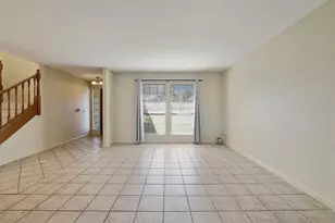 3267 Lakeshore Ct, Stockton, CA 95219 - Photo 5
