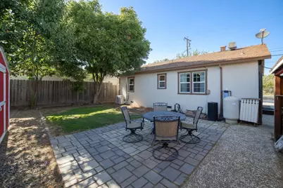4708 E Hogan Lane, Lodi, CA 95240 - Photo 23