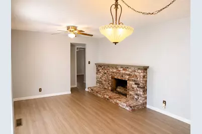 908 Kevin Court, Modesto, CA 95350 - Photo 9