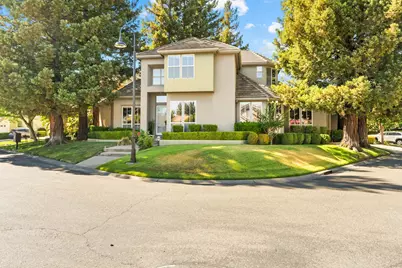 11 Lake Harbor Court, Sacramento, CA 95831 - Photo 11